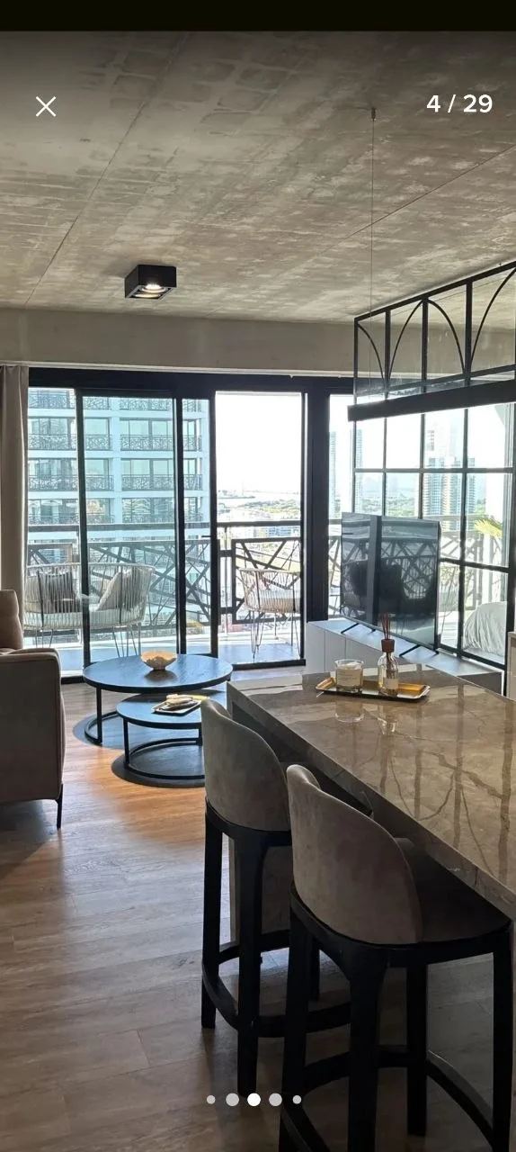 2 х комнатная квартира в Puerto Madero 1